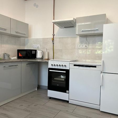 Etna 3 Dom Z Parkingiem Rzeszow Morgowa Apartment Екстериор снимка